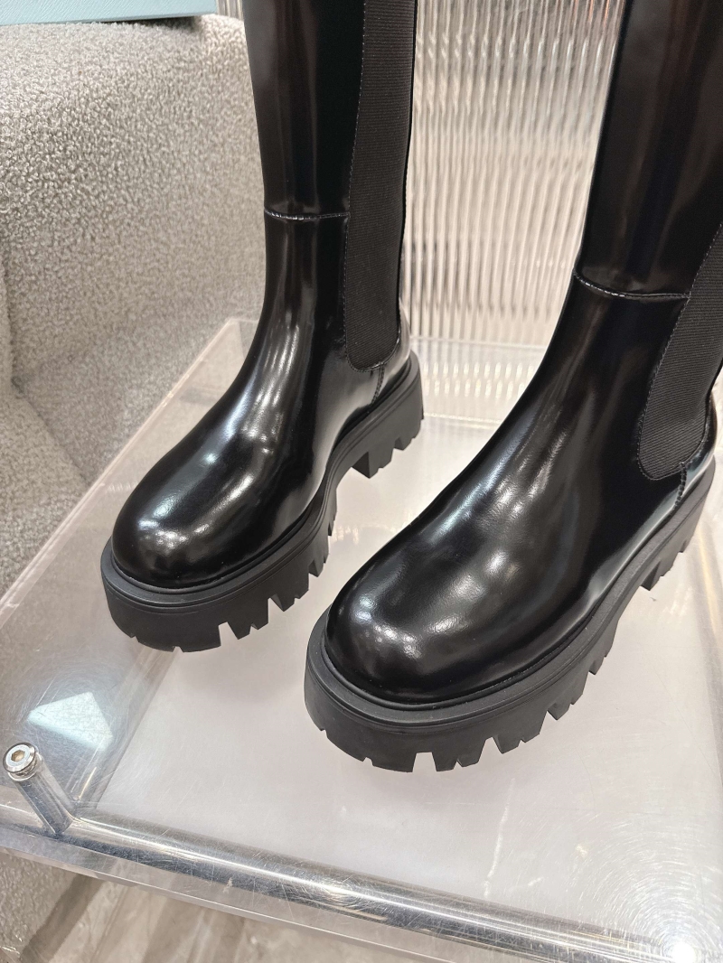 Pra*a boots